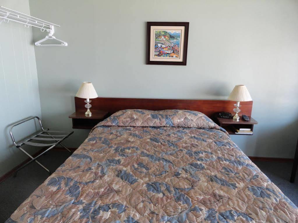 Oceanside Villas Sechelt Eksteriør bilde