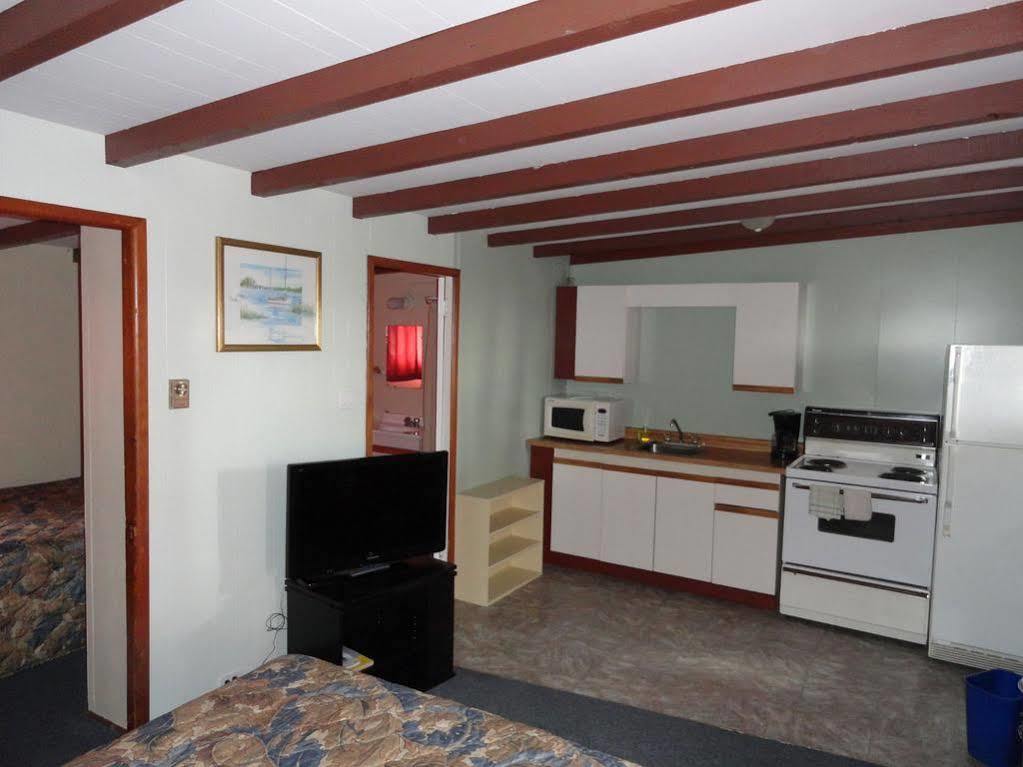 Oceanside Villas Sechelt Eksteriør bilde